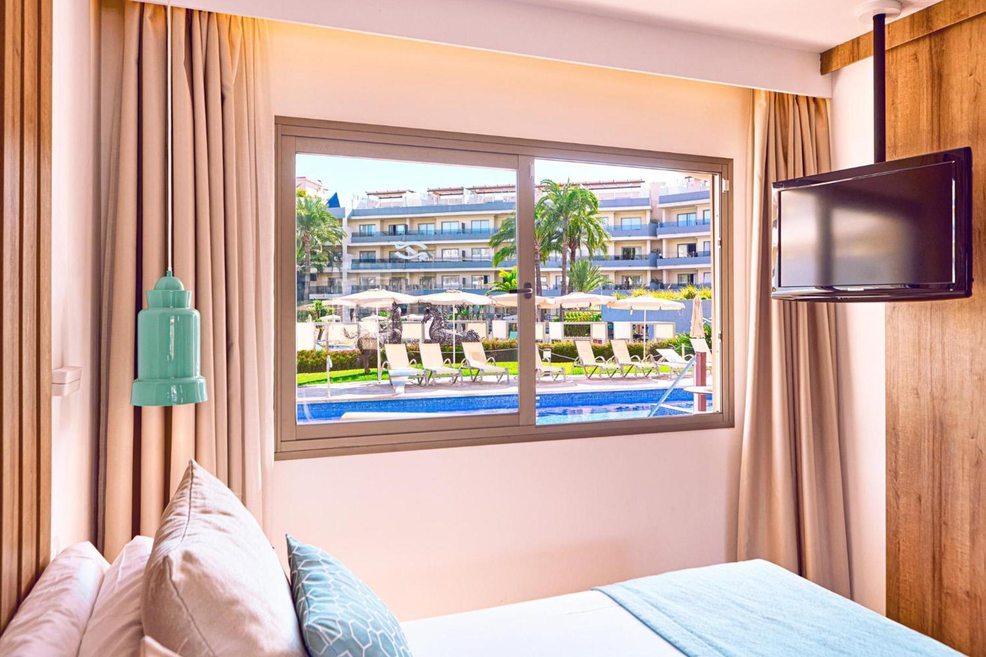 Aparthotel Zafiro Palmanova Exteriér fotografie