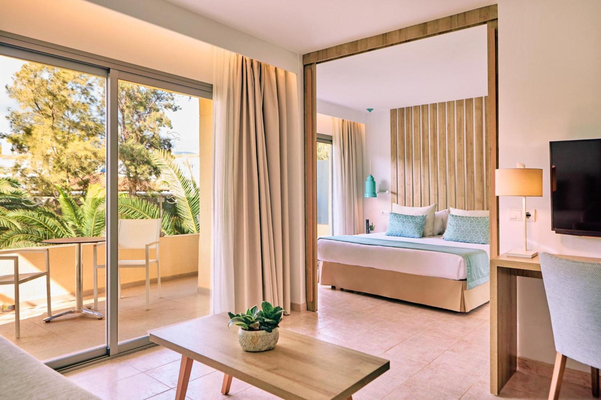 Aparthotel Zafiro Palmanova Exteriér fotografie