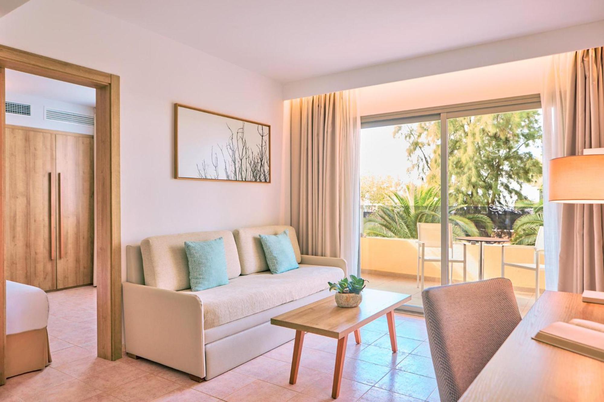 Aparthotel Zafiro Palmanova Exteriér fotografie