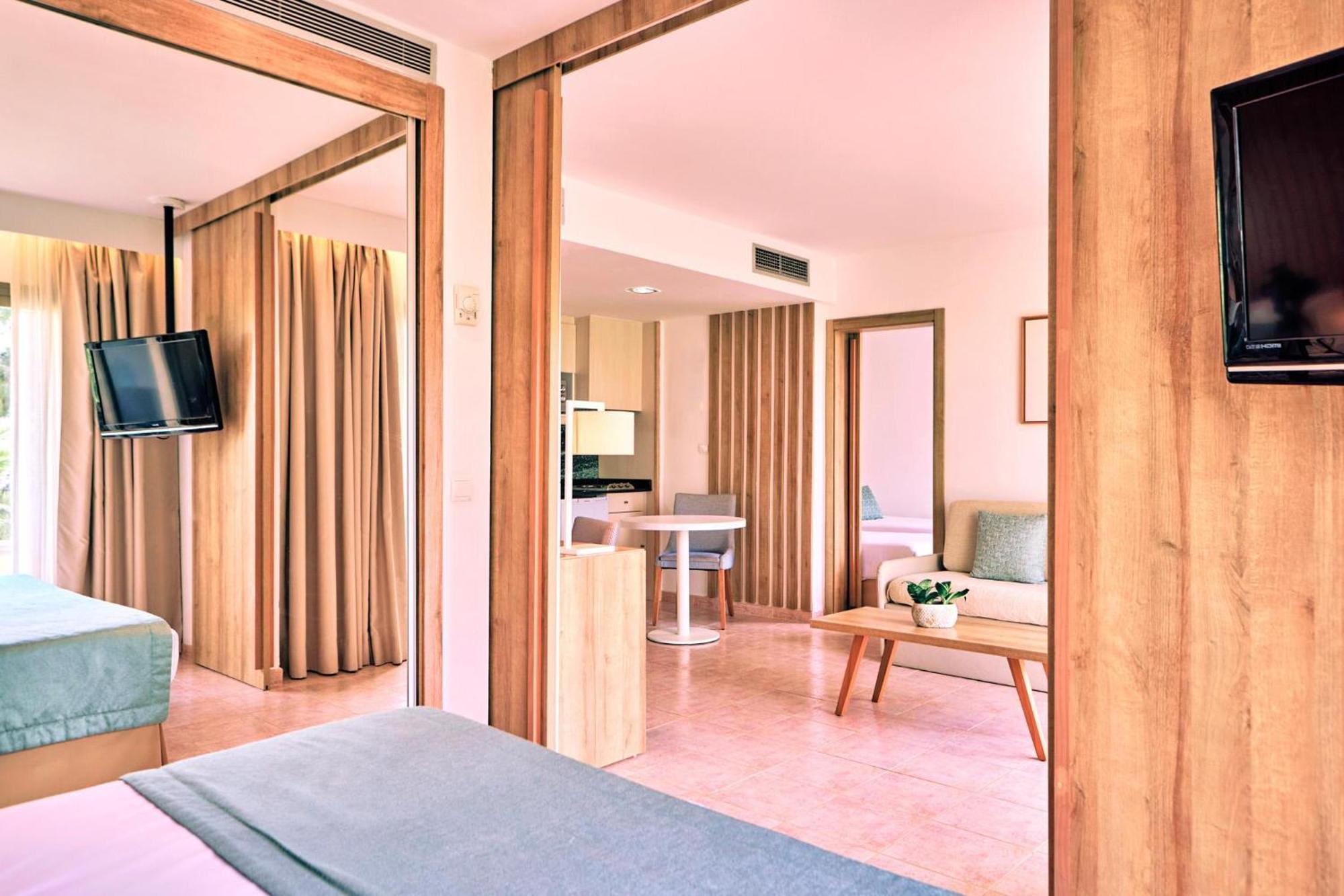 Aparthotel Zafiro Palmanova Exteriér fotografie