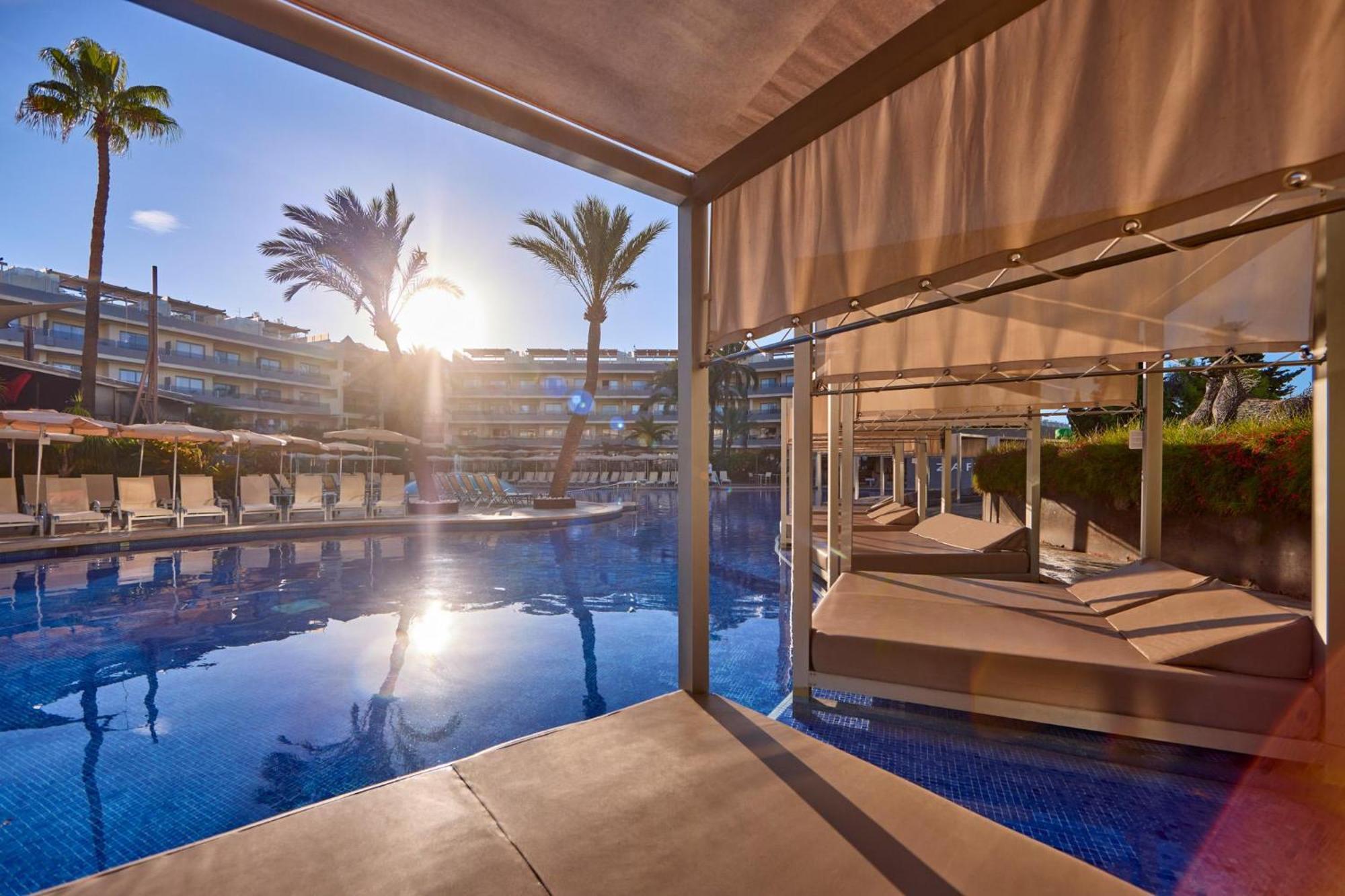 Aparthotel Zafiro Palmanova Exteriér fotografie